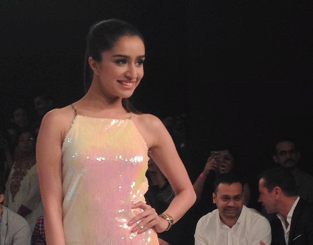 Shraddha_Gems's tweet photo. .@ShraddhaKapoor goes all groovy and sequinned at #MissBennett show on #Day2 at #lakmefashionweek! http://t.co/NxQuzLQN1u