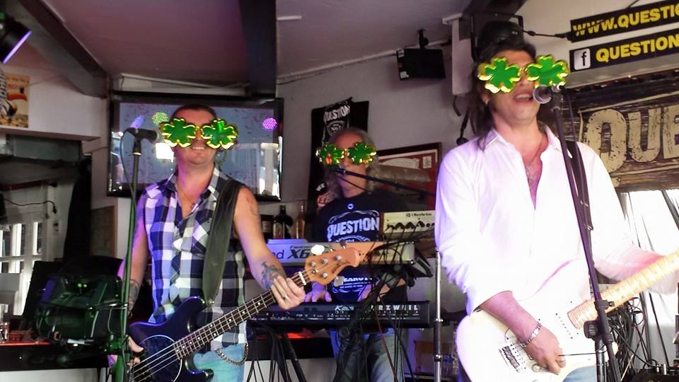 QUESTIONLANZA's tweet image. ST. PATRICK´S DAY AT THE TEQUILA LOUNGE...