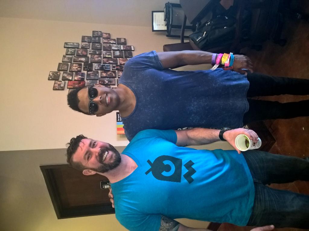Thrill_Box's tweet photo. Fresh out of an amazing session, artist @zeale #thrillbox #secretsessions #sxsw #zealeraps http://t.co/aHHamgMH6T