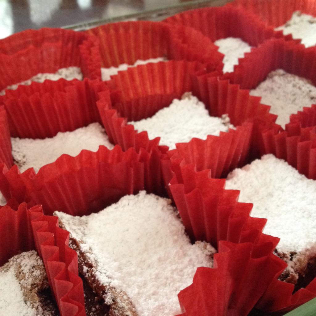 PostresLu tweet picture