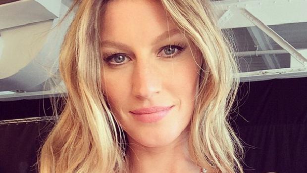 ShopVictim's tweet image. Gisele Bündchen se retira de las pasarelas de moda siendo la mejor pagada. ow.ly/KxTHs