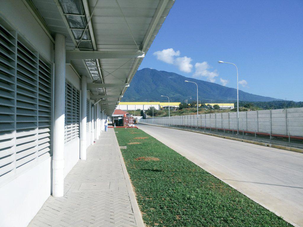 iandian (@ianskyway) on Twitter photo 