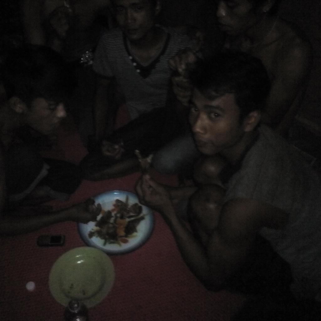 PriaRep tweet picture