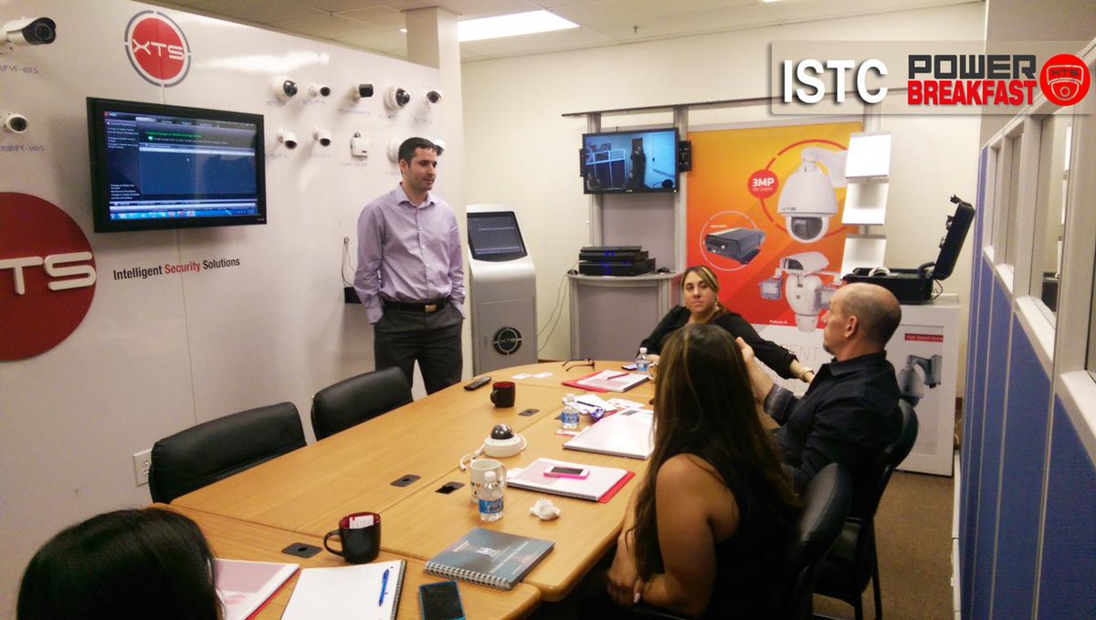 XTSCORP's tweet photo. XTREME BREAKFAST presentado para @ISTCCorp #9am #HDS #smartplus #pcam3000
#citysurveillance #xtssolutions http://t.co/eXHzeOdaHE