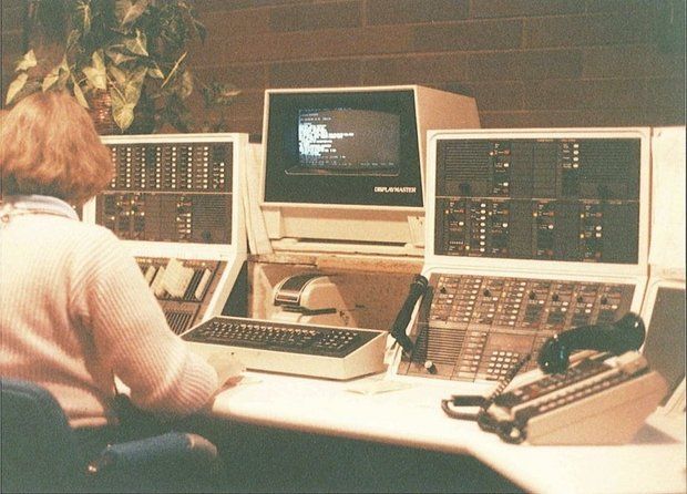 ComputerHelperG's tweet image. #TBT ow.ly/i/8eDff