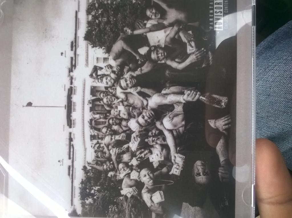 donaldmorgan's tweet photo. @dangerookipawaa  There's nothing like a physical copy of a classic album.  Get your copy of Kendrick's new classic. http://t.co/iDpfsxsOGf