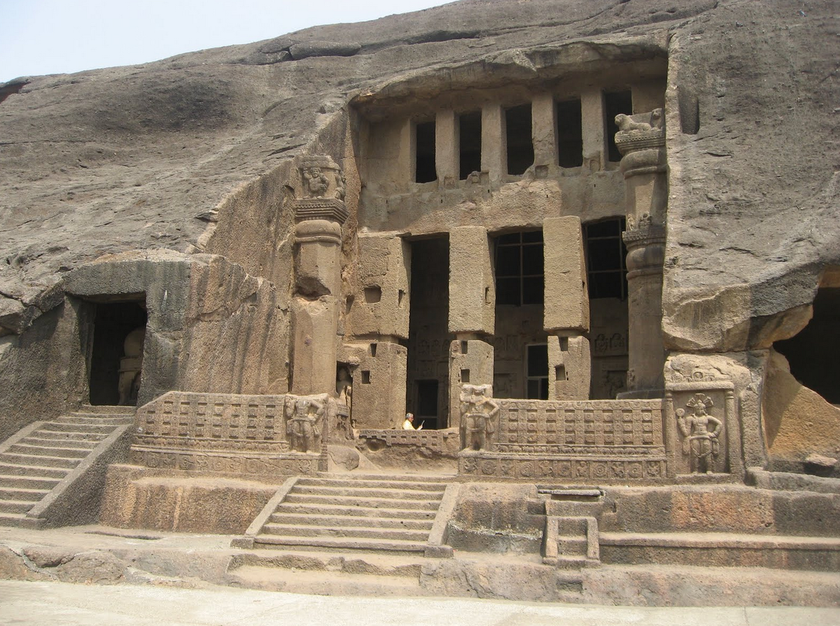 CultureTrip's tweet photo. #KanheriCaves Of Wonders! #chaityas #mumbai http://t.co/D1ndPxrxGD http://t.co/HKrx2XZ8LN