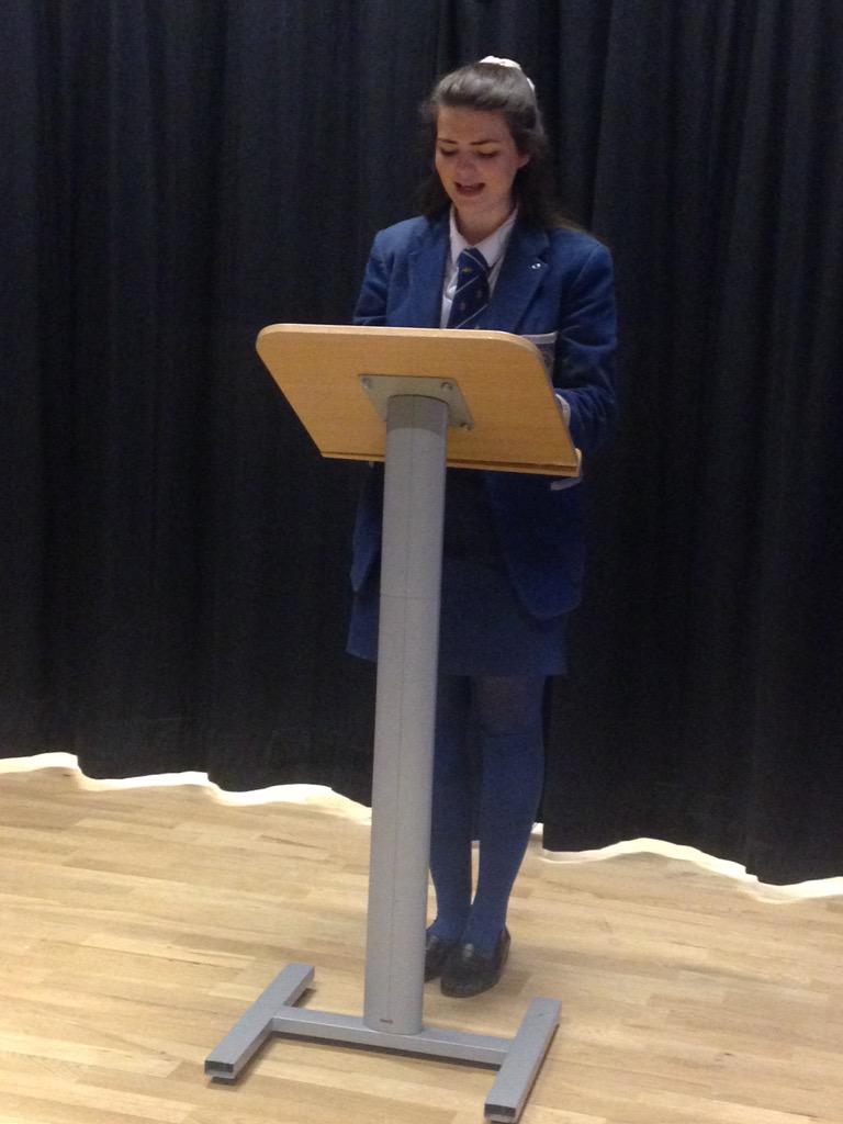 Cúpla griangraf ó Abair i Scoil an Rátha Mhóir inniu <a href="/GaelLinn/">Gael Linn</a>