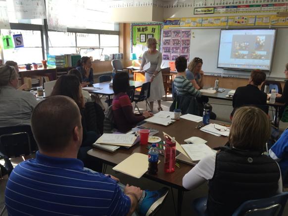 janeoz's tweet photo. @HoodRiverAcad  Teachers teaching teachers...Whole Brain Teaching with Judie Holt Mohar. http://t.co/8OkjVNxEKN