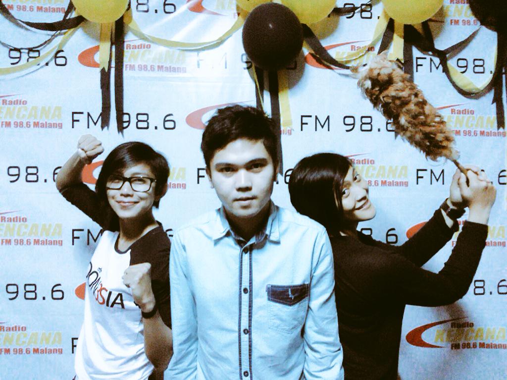 Seru2an yuk! sabtu 21 Maret di First Floor nya MATOS,lantai paling atas.Kaiya bakal perform di #GENGKUSTIK3 See ya 🙋