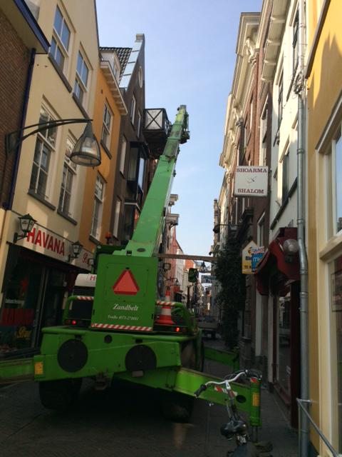De laatste werkzaamheden aan de 9 appartementen #Deventer centrum, in samenwerking met #PaulHardonkBouw #Willemsen