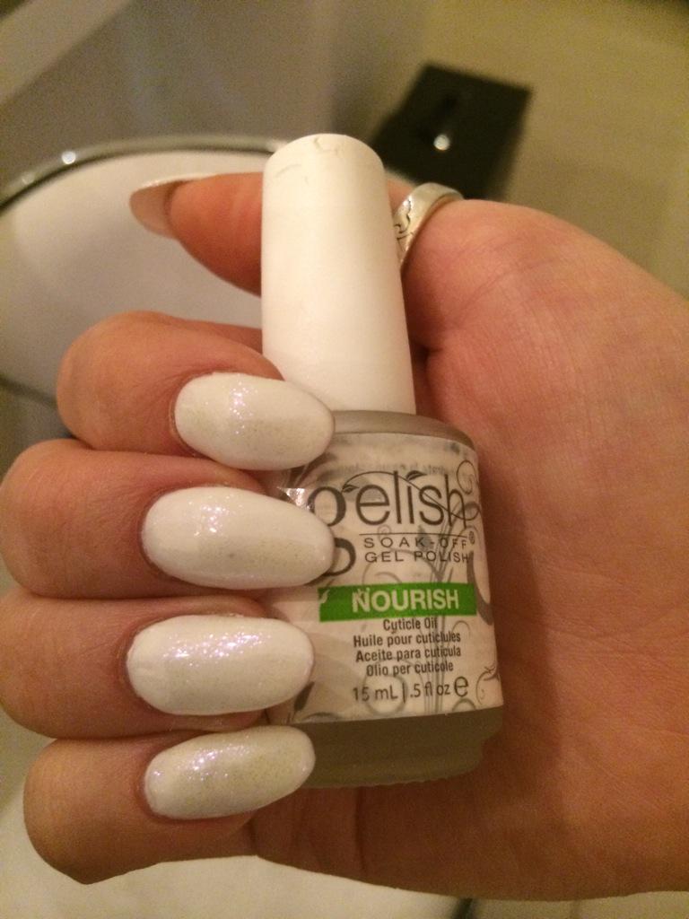 Nils_Nails's tweet photo. Girls all gelished and ready to boogie. Love you all x http://t.co/dd2Z4GIoW2