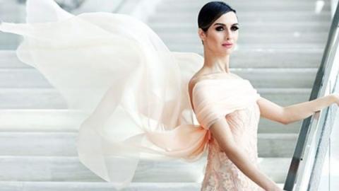 kamugundemicom's tweet photo. Birce Akalay model oldu! http://t.co/fLRIPkcFzC http://t.co/yiO3alD48u