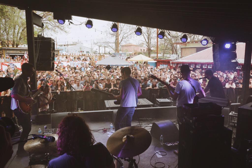 DoStuffNetwork's tweet image. #DOxPBR @xxofMontrealxx at @Scoot_Inn_ATX. @Rhapsody @PabstBlueRibbon @atx_pbr #sxsw
