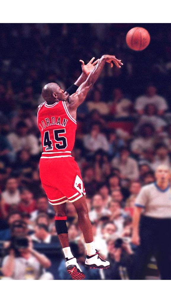 Sneakerology's tweet photo. 20 years ago today, #MJ came back to the #NBA. Four games later he racked up 55 points in Chicago 10s #SNKRS #MJBack http://t.co/MIjgXBoAN5