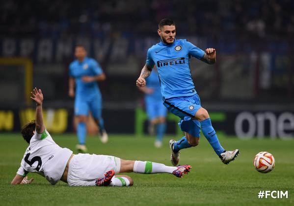 ICI_Bangka's tweet photo. RT"@Inter_id: FOTO - Aksi Nerazzurri di Meazza #InterWolfsburg #UEL http://t.co/KOzD6KeZQN"