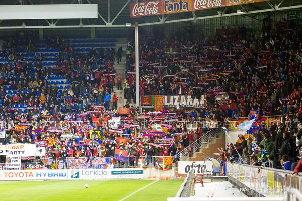 IosuPosti's tweet photo. Lo mejor de ayer fue todos los que nos desplazamos a Vitoria!! Goazen Rojillos!! http://t.co/4Ibdquz38k