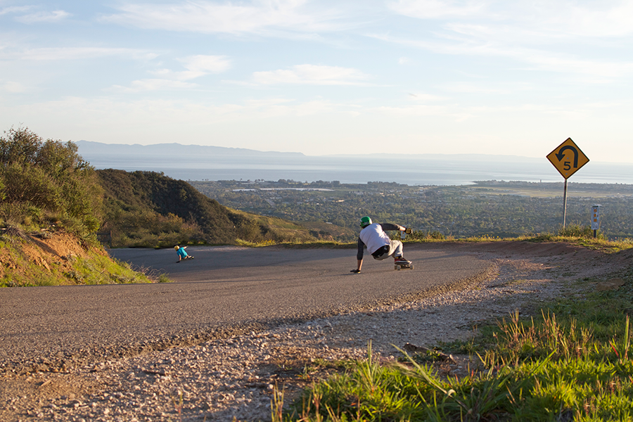 dblongboards's tweet photo. Team rider Sean Woolery taking advantage of the hills of #SantaGnarbara on the Robot Special!  http://t.co/BeskqHiKP1 http://t.co/x5bLsqrEms