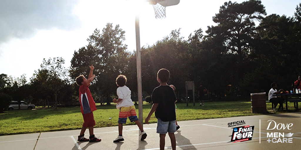 DoveMenCare's tweet photo. Care Makes a Man Stronger—from the driveway to the court.
RT your favorite #RealStrength moment. #MarchMadness http://t.co/Wd405dOr3J
