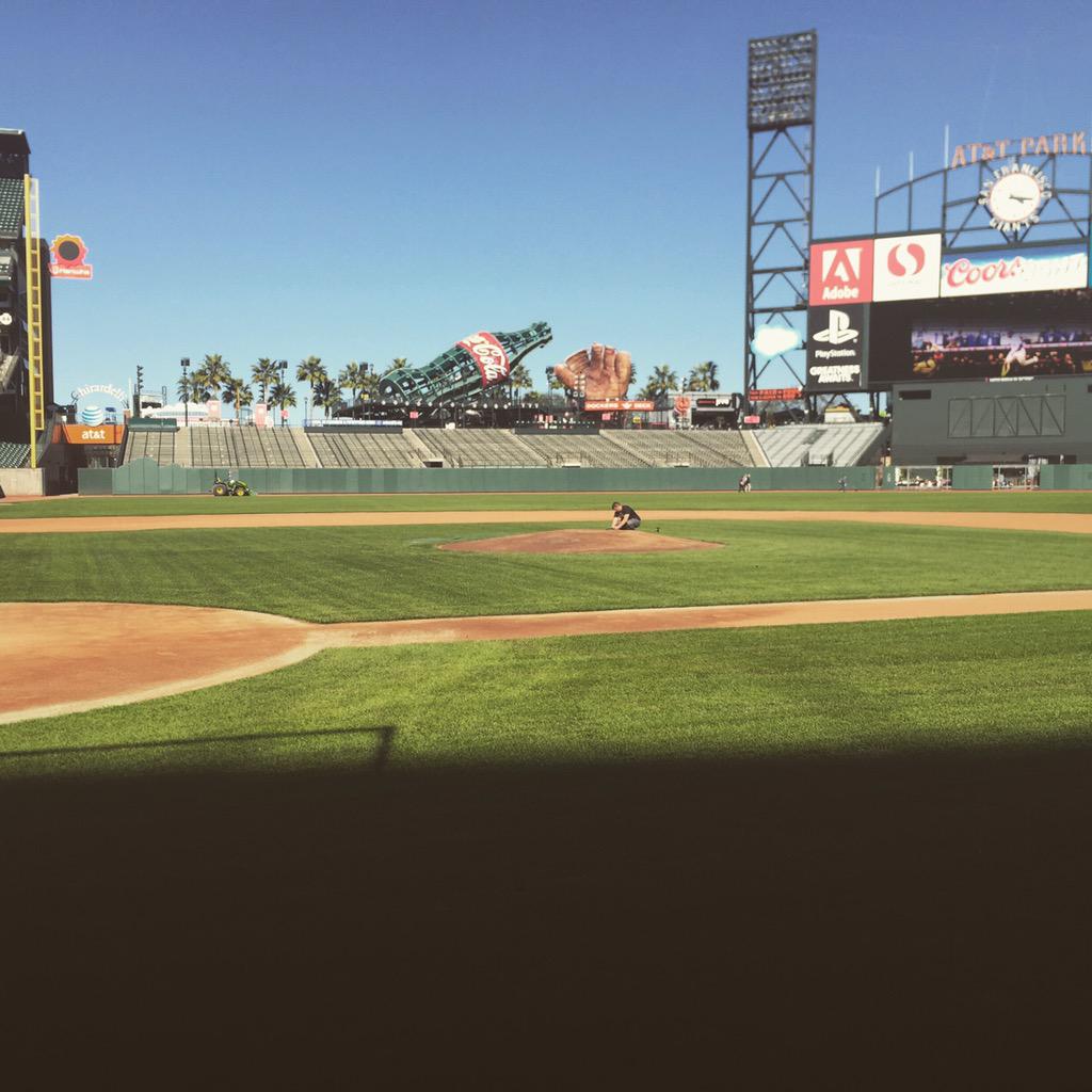 gabriellatech's tweet photo. .@Workday 10th Birthday celebration at AT&T park #Workday10 #HRtech #toomuchfun http://t.co/FTSxsOSQlR