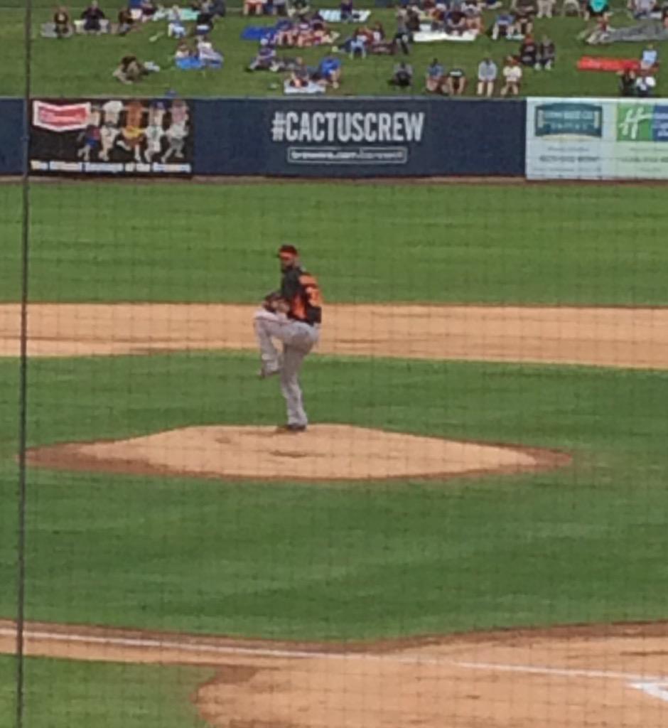 kasiddle's tweet photo. Vogey looked great through 3! #SFGiantsSpringTraining http://t.co/b2s73rBHs6