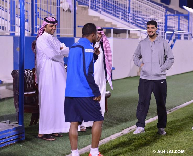 Alhilal_FC's tweet photo. 1 - 5

صور من تمرين الفريق الأول ليوم الخميس 19 مارس 2015
#الهلال
#alhilal http://t.co/nlyAR69b2x