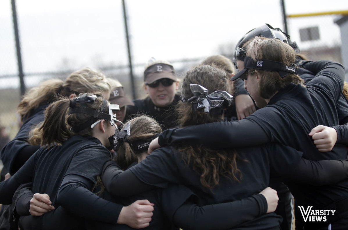 VictoryViewsOH's tweet photo. Check out the photos from the Lakota East vs Lebanon softball games! Full JV &amp; Varsity albums: http://t.co/EUzPMzvGko http://t.co/lICIysq75P