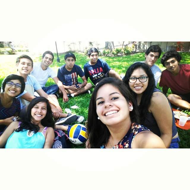 tantiombi's tweet photo. Qué dindos 😍😍😍😍 #POP2012 http://t.co/TU8y9AtWlr