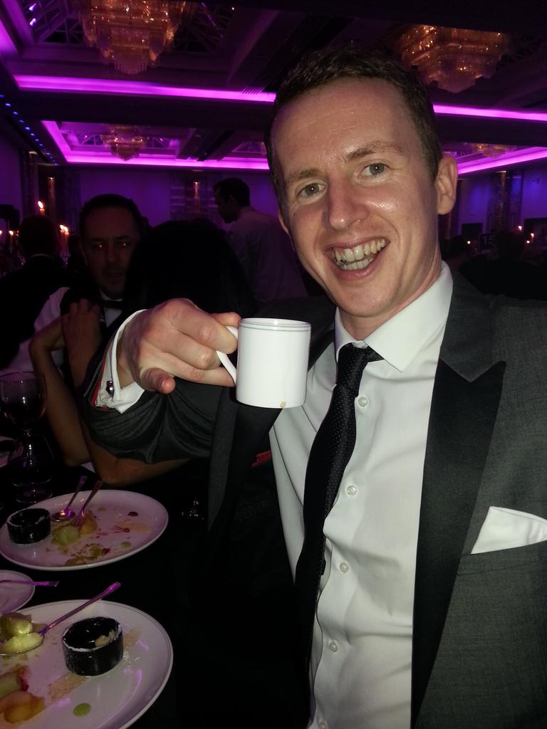 lsholland4444's tweet photo. @nbscommercial #teaparty#redwineteeth http://t.co/HKnz2ZvHJw