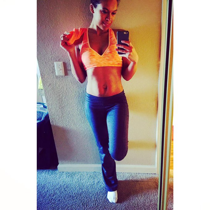 Another great workout, getting to the beach body ? http://t.co/p6gopsO2ID http://t.co/ZUXIv82pAV<a href="/tag/50shadesofgrey"class="tags"><span>#50shadesofgrey</span></a>
