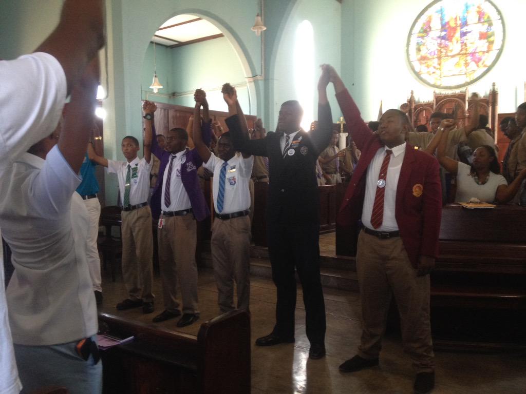 STGCPFC1's tweet photo. We had a successful devotion at Kingston College today http://t.co/n1i1yYZaJD