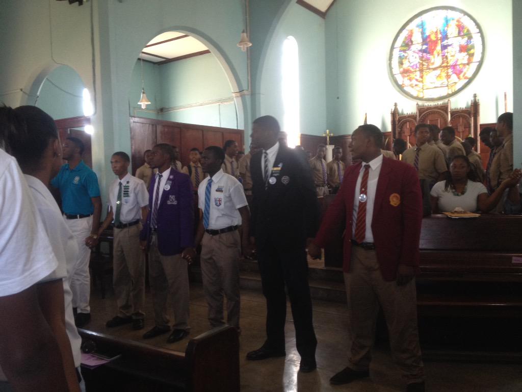 STGCPFC1's tweet photo. We had a successful devotion at Kingston College today http://t.co/n1i1yYZaJD
