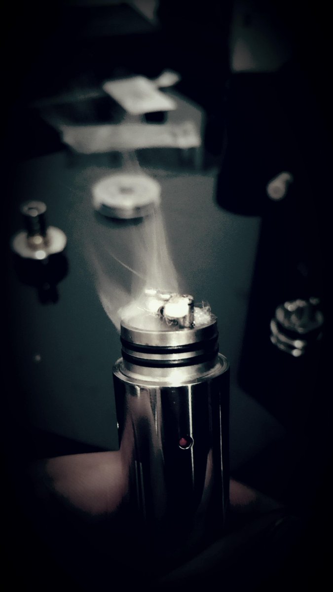 MyVapProject's tweet image. Dripping Drops ....! #vape #dripping #vapelife #vapecommunity