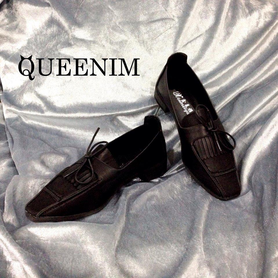 QueenimShop's tweet image. พร้อมส่ง ถ่ายรูปจากสินค้าจริง 
วัสดุ : หนัง PU
สี : ดำ
เบอร์ : 37 38 39
ราคา : 450 บาท