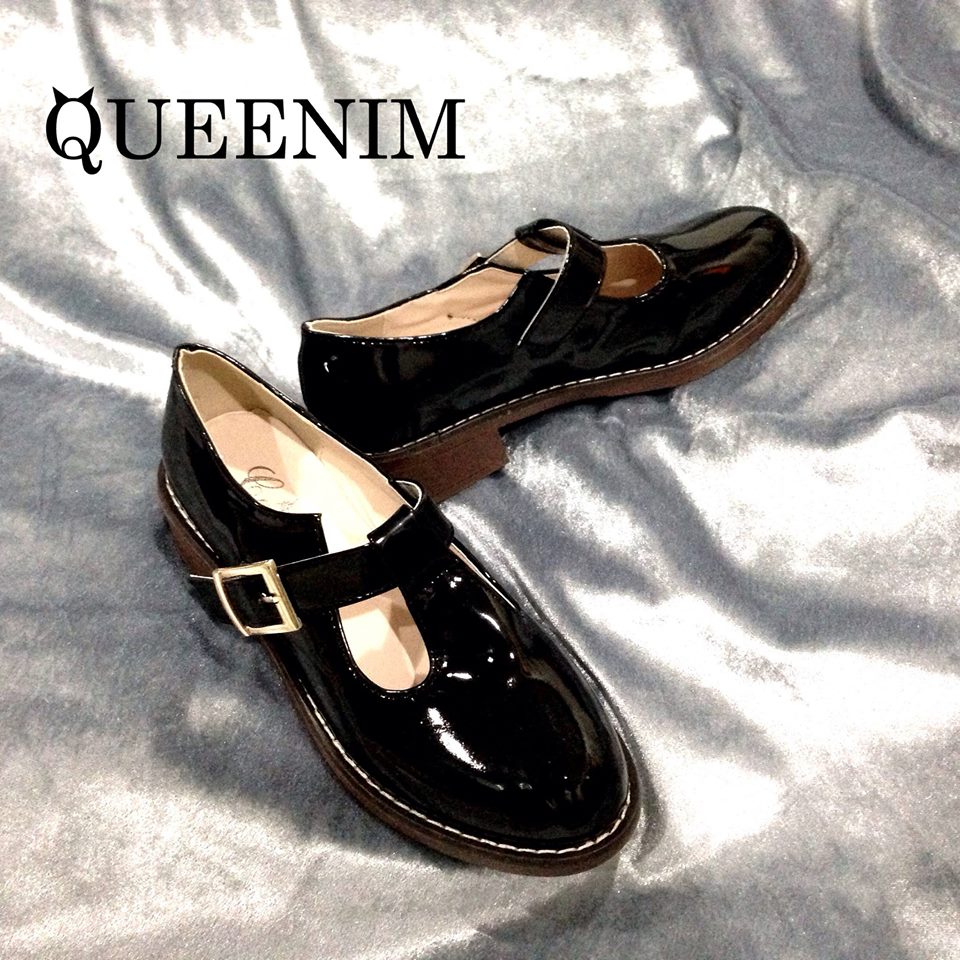 QueenimShop's tweet image. พร้อมส่ง ถ่ายรูปจากสินค้าจริง
วัสดุ : หนังแก้ว
สี : ดำ
เบอร์ : 36 37 38 39
ราคา : 420 บาท