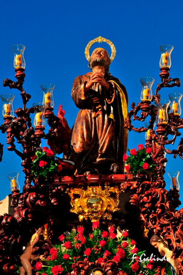 Hoy tendra lugar nuestra ya tradicional traslado... San Pedro vuelve a la que sera su casa durante la Semana Santa.