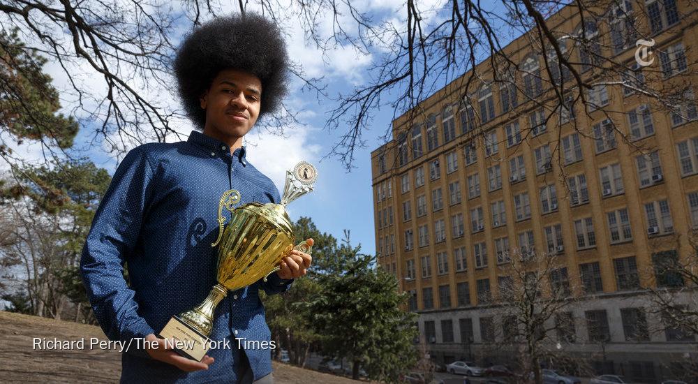 Dante de Blasio, NYC mayor’s fast-talking son, is a new debate champion
nyti.ms/1ALTaOn