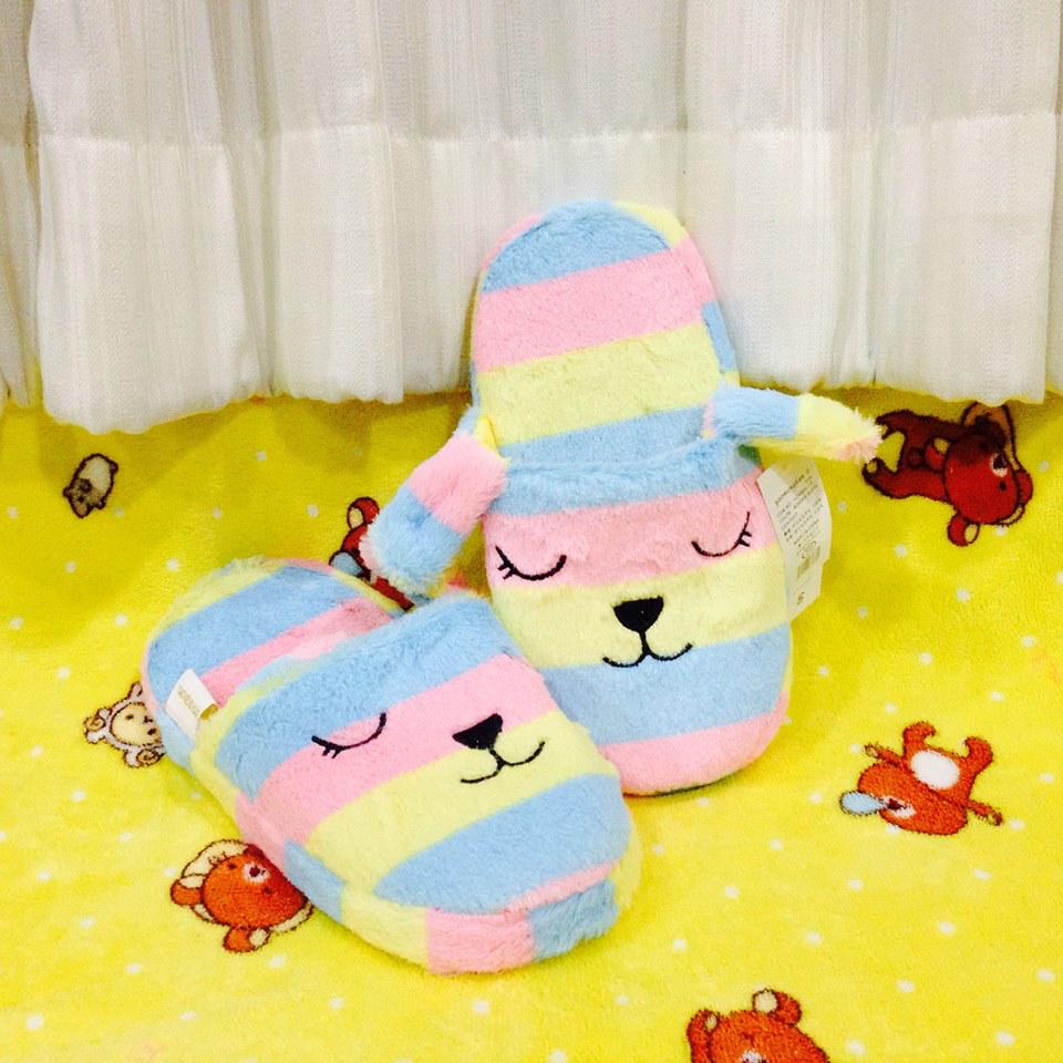 MMHouseShop's tweet image. พร้อมส่ง ถ่ายรูปจากสินค้าจริง
รองเท้าใส่อยู่บ้าน CRAFTHOLIC นุ่มๆ
ขนาด Freesize
ราคา 300บาท