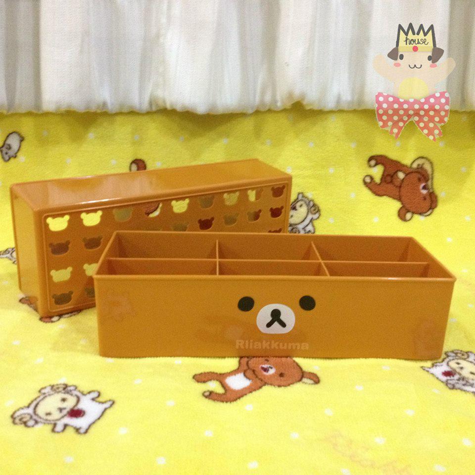 MMHouseShop's tweet image. พร้อมส่ง ถ่ายรูปจากสินค้าจริง
ถาดใส่ของ Rilakkuma มีช่องแยก ข้างใต้ฉลุเป็นลายคุมะ
ขนาด 25.5cm*10cm*6.5cm
ราคา 150 บาท