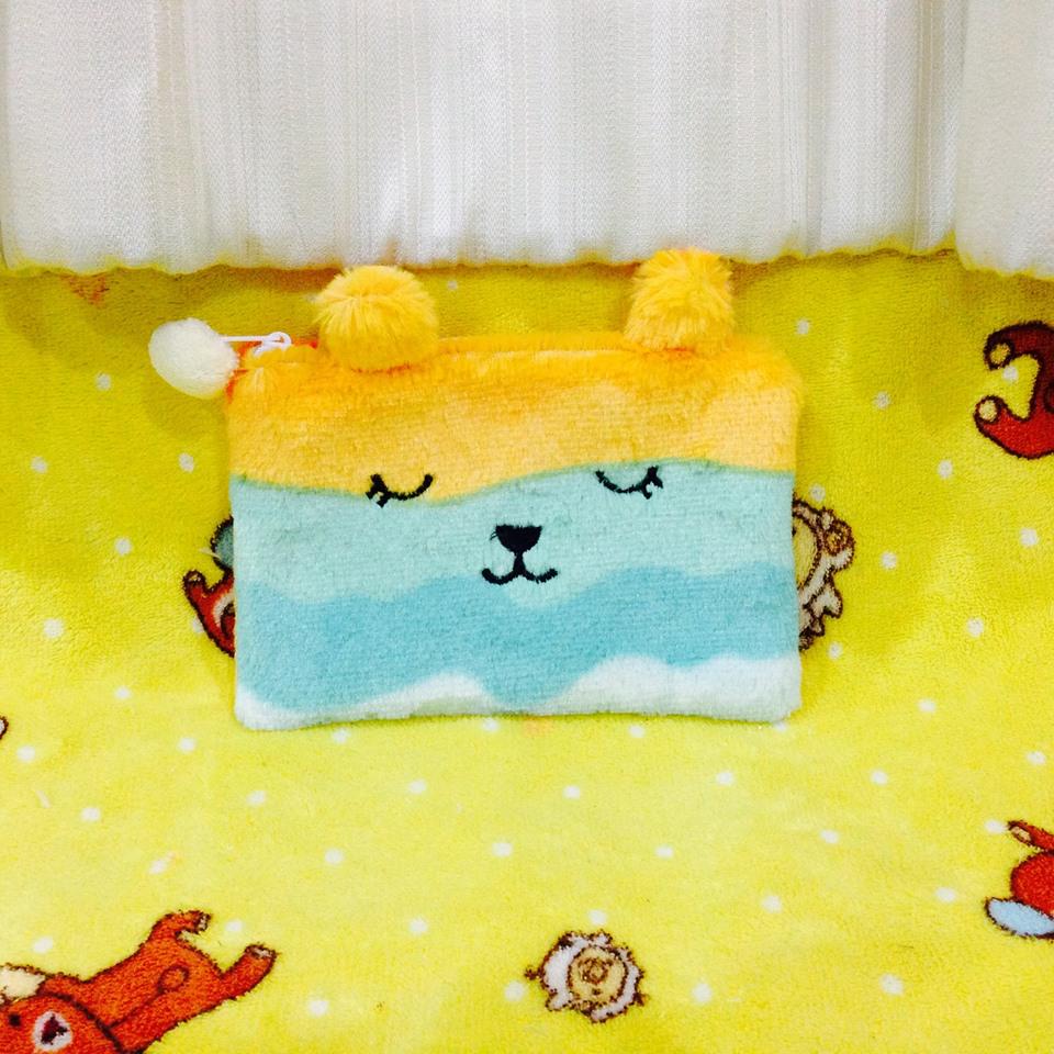 MMHouseShop's tweet image. พร้อมส่ง ถ่ายรูปจากสินค้าจริง
กระเป๋า CRAFTHOLIC นุ่มนิ่ม
ใบใหญ่สามารถใส่เครื่องเขียนได้ 
ขนาด 18*12cm
ราคา 240บาท