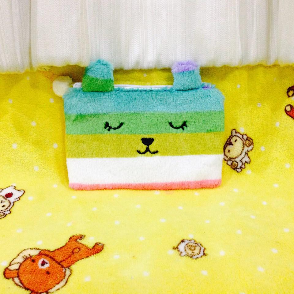 MMHouseShop's tweet image. พร้อมส่ง ถ่ายรูปจากสินค้าจริง
กระเป๋า CRAFTHOLIC นุ่มนิ่ม
ใบใหญ่สามารถใส่เครื่องเขียนได้ 
ขนาด 18*12cm
ราคา 240บาท