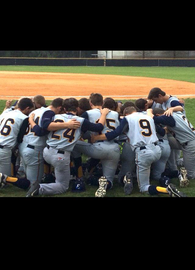 EHS_Diamondmen's tweet image. Thanking God for creating America's favorite pastime #E-Town #EustisBaseball