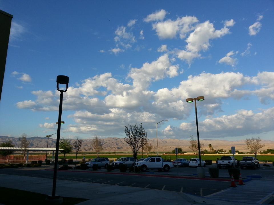 AFlowerofHope's tweet photo. The proposed #CVLink site is just steps away from Valle del Sol Elementary School. #LUPAProject http://t.co/5RvCcZwjpd