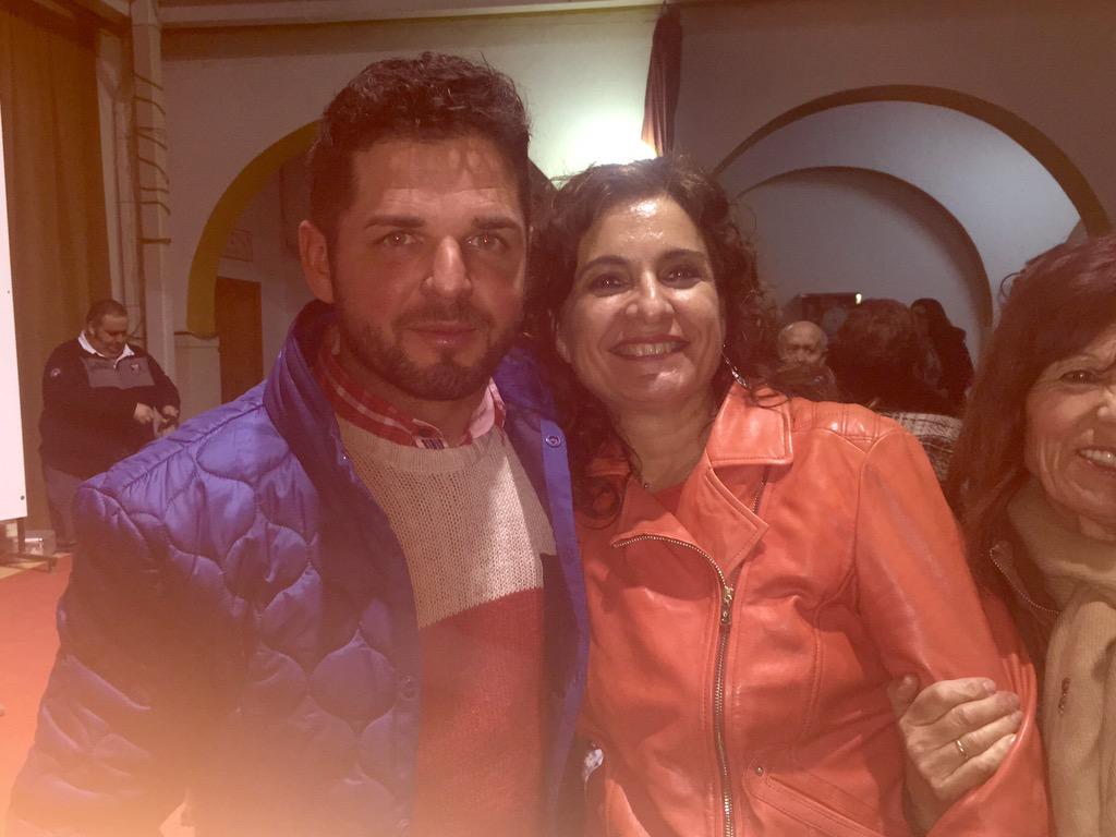 carruca_79's tweet photo. Ayer jueves se celebró El cierre de campaña del PSOE de #LaRodaDeAndalucia con @mjmonteroc #LaRodaConSusana http://t.co/1asEgT1veg