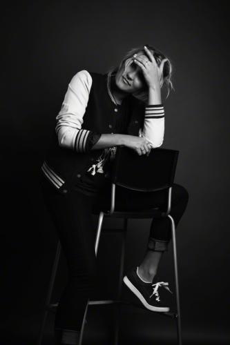 EOsmentNetwork's tweet photo. 2 more #2last #emilyosment #photoshoot http://t.co/Kniuz5OZTX