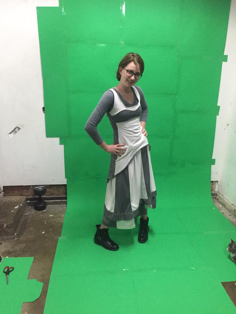 kimmymary's tweet photo. READY! On set for the @PageToPremiere short film! #Abnegation #FactionTest #Divergent http://t.co/gmKfVDyXj0