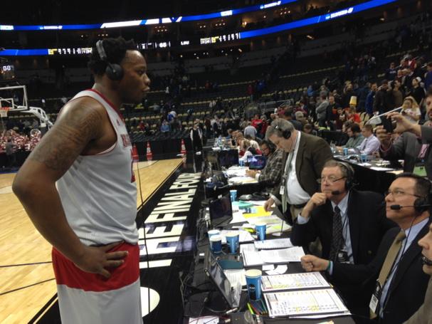PackMensBball's tweet photo. Give @BAnya_Allday some love!!! N http://t.co/ONCLdRJICx