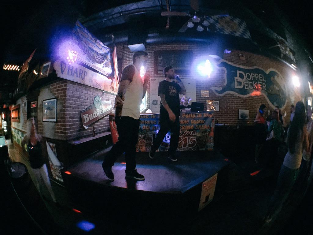 Only in Tampa... <a href="/ChrisCobraCole/">Chris Cole</a> singing Baby Got Back from <a href="/therealmix/">Sir Mix-A-Lot</a> at a karaoke bar. #TampaPro