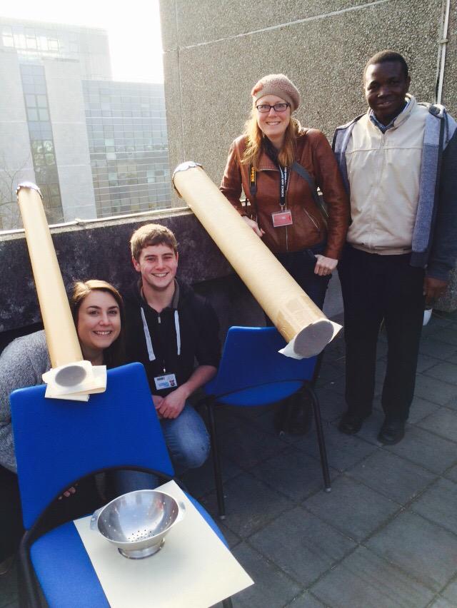 EarthSciPlymUni's tweet image. Eclipse watching from roof of Earth Sci building on perfect sunny day in Devon with @EarthSciPlymUni
