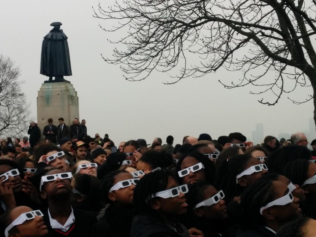 nigelr0's tweet image. Remember, don't look directly at the sun people!